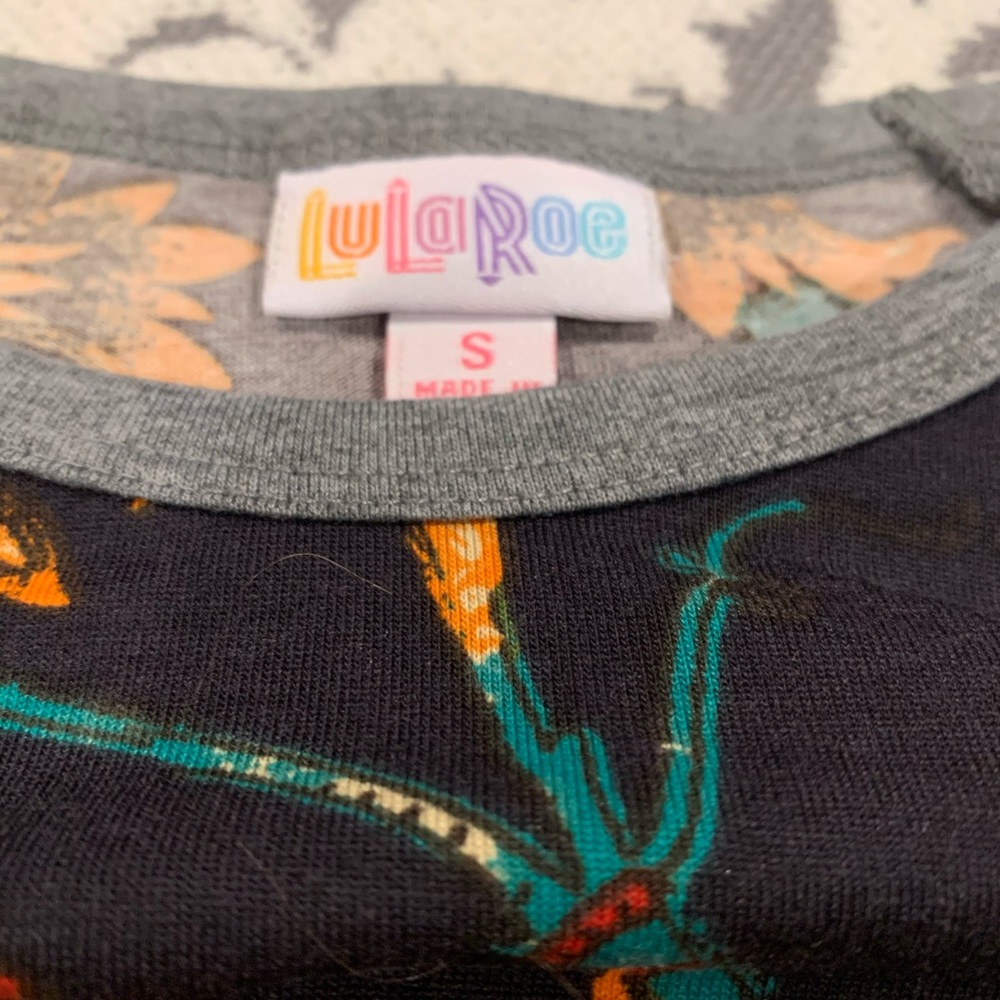 Lularoe Floral Design Randy Size Small 2 For $15 - Picture 4 of 5